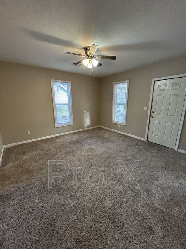 1011 E 14th St in Pittsburg, KS - Building Photo - Building Photo