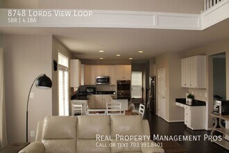 8748 Lords View Loop in Gainesville, VA - Building Photo - Building Photo