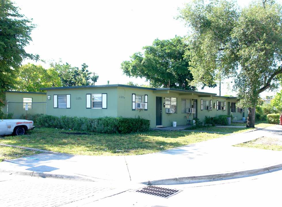 1140-1148 NW 2nd St in Fort Lauderdale, FL - Building Photo