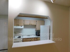 801 Rittiman Rd in San Antonio, TX - Building Photo - Building Photo