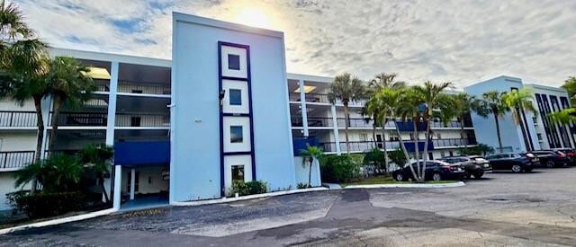 6000 NW 2nd Ave in Boca Raton, FL - Building Photo - Building Photo