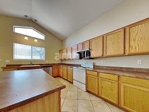 1843 S 105th Dr in Tolleson, AZ - Foto de edificio - Building Photo