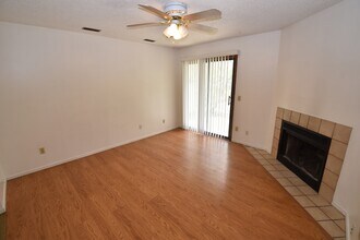 1050 Mazatlan Cir in Colorado Springs, CO - Building Photo - Building Photo