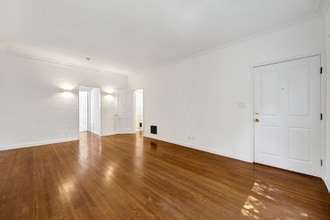 7467 Hollywood Blvd in Los Angeles, CA - Building Photo - Building Photo