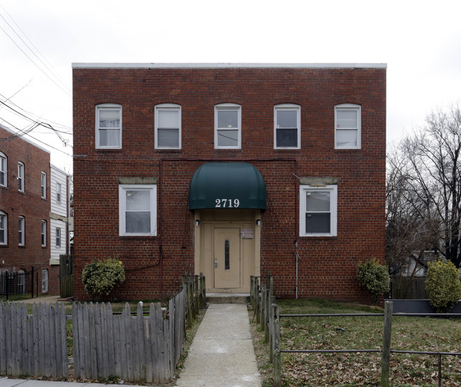 2719 Jasper St SE in Washington, DC - Foto de edificio - Building Photo