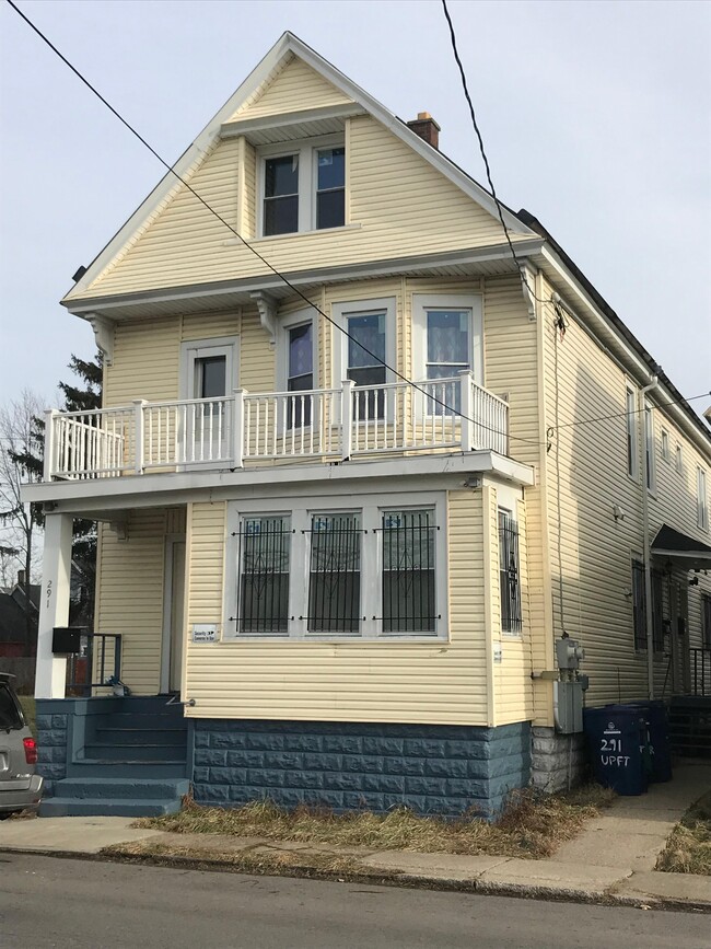 291 Rother Ave, Unit LowerRear