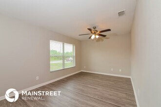 1876 N San Mateo Dr in North Port, FL - Building Photo - Building Photo