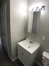 518 S 3rd St-Unit -E in Niles, MI - Building Photo - Building Photo