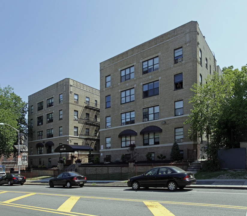 Park Terrace Apartments in East Orange, NJ - Building Photo