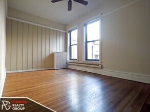 1224 N Dearborn St, Unit 1218-A3 in Chicago, IL - Building Photo - Building Photo