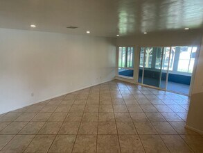 18220 Verano Dr in San Diego, CA - Building Photo - Building Photo