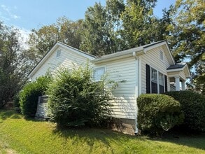 1816 2nd Ave N in Pell City, AL - Building Photo - Building Photo