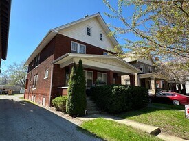 273 Thurman Ave in Columbus, OH - Building Photo