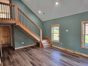 24 Steele Dr in Woodstock, NH - Building Photo - Building Photo