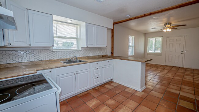 33 E 400 S in Pima, AZ - Building Photo - Building Photo