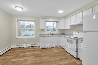 1190 Orchard Park Rd in Buffalo, NY - Building Photo - Building Photo