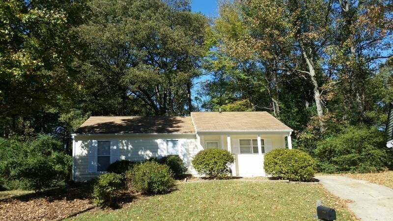 6820 N Ridge Ct in Charlotte, NC - Building Photo