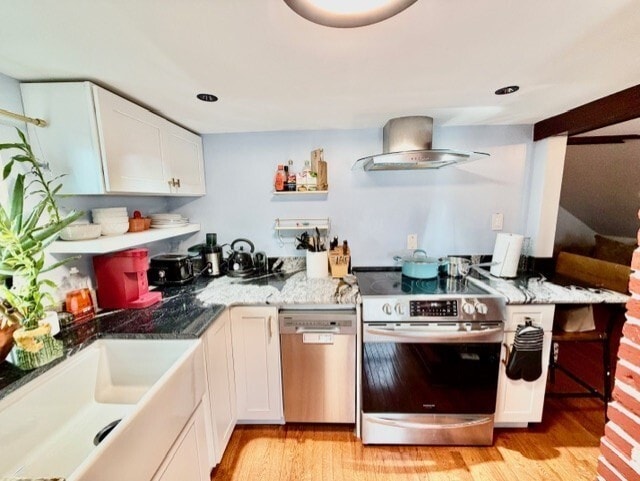 14 Amity St in Lynn, MA - Building Photo - Building Photo