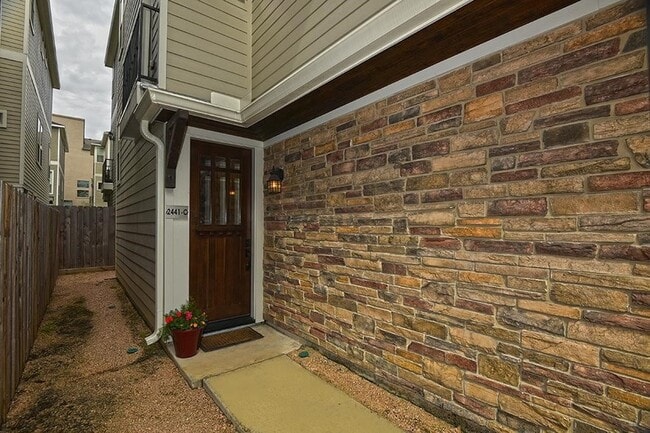2441 Charleston St in Houston, TX - Building Photo - Building Photo