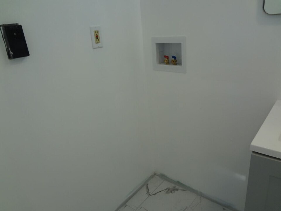 539 Back St in Scranton, PA - Building Photo