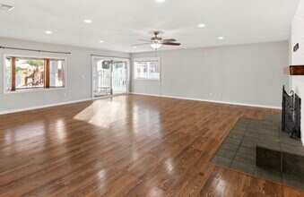 13131 Chrissy Way in Lakeside, CA - Building Photo - Building Photo