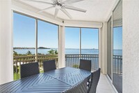 14200 Royal Harbour Ct in Ft. Myers, FL - Foto de edificio - Building Photo