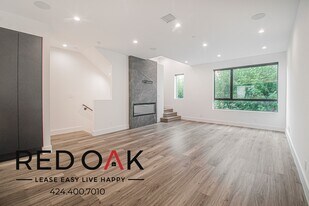 18303 Oakbury Cir in Los Angeles, CA - Building Photo