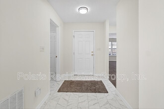 439 Venus Dr in Indianapolis, IN - Foto de edificio - Building Photo