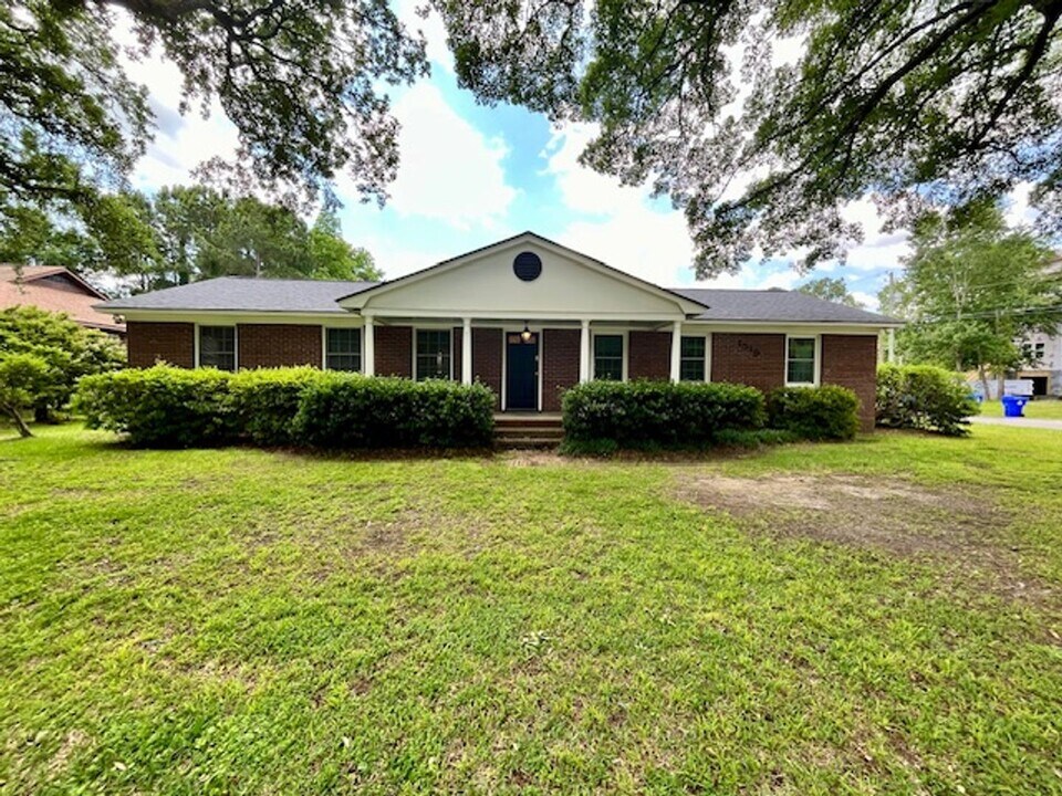 1519 Harbor View Rd in Charleston, SC - Building Photo