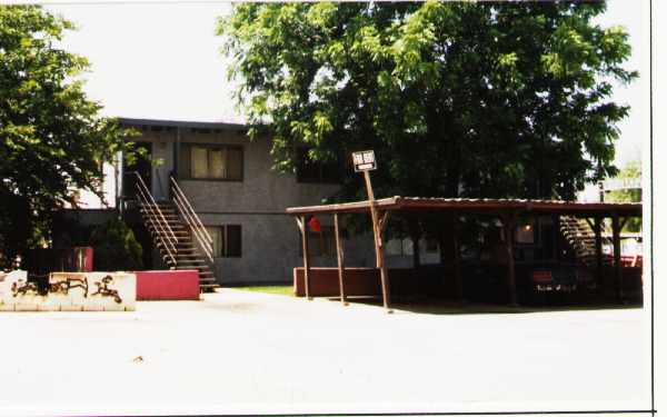 Fountain Manor in Riverside, CA - Foto de edificio - Building Photo