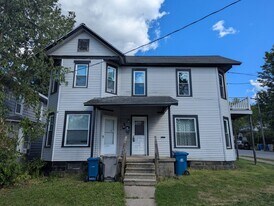 1055-1057-1057 Liberty St in Meadville, PA - Building Photo