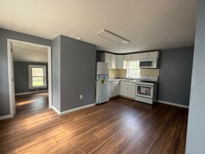 202 Sharp St in Millville, NJ - Building Photo - Building Photo