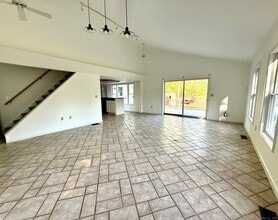 151 Bailey Ave in Meriden, CT - Building Photo - Building Photo