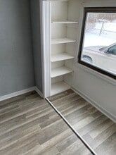 6809 NE Suburban Dr in Michigan City, IN - Building Photo - Building Photo