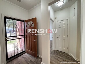 2512 Courtney Dr in Memphis, TN - Building Photo - Building Photo