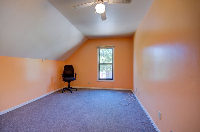 634 Hays St-Unit -#1F in Rockdale, IL - Foto de edificio - Building Photo