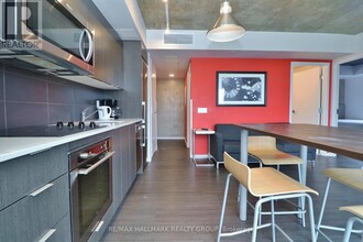 105-1105 Champagne Ave S in Ottawa, ON - Building Photo - Building Photo