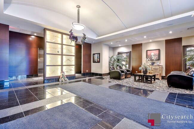 920-805 5 Ave SW in Calgary, AB - Building Photo - Building Photo