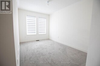 1197 Kettering Dr in Oshawa, ON - Building Photo - Building Photo