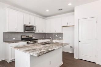 17325 Alturas Ave in Pflugerville, TX - Building Photo - Building Photo