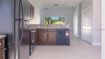 401 Albatross Ct in Kissimmee, FL - Building Photo - Building Photo