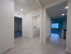 1515 Wax Myrtle Wy in Haines City, FL - Foto de edificio - Building Photo