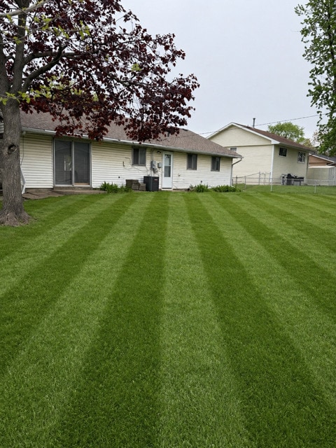 713 Essex Ave in Romeoville, IL - Building Photo - Building Photo