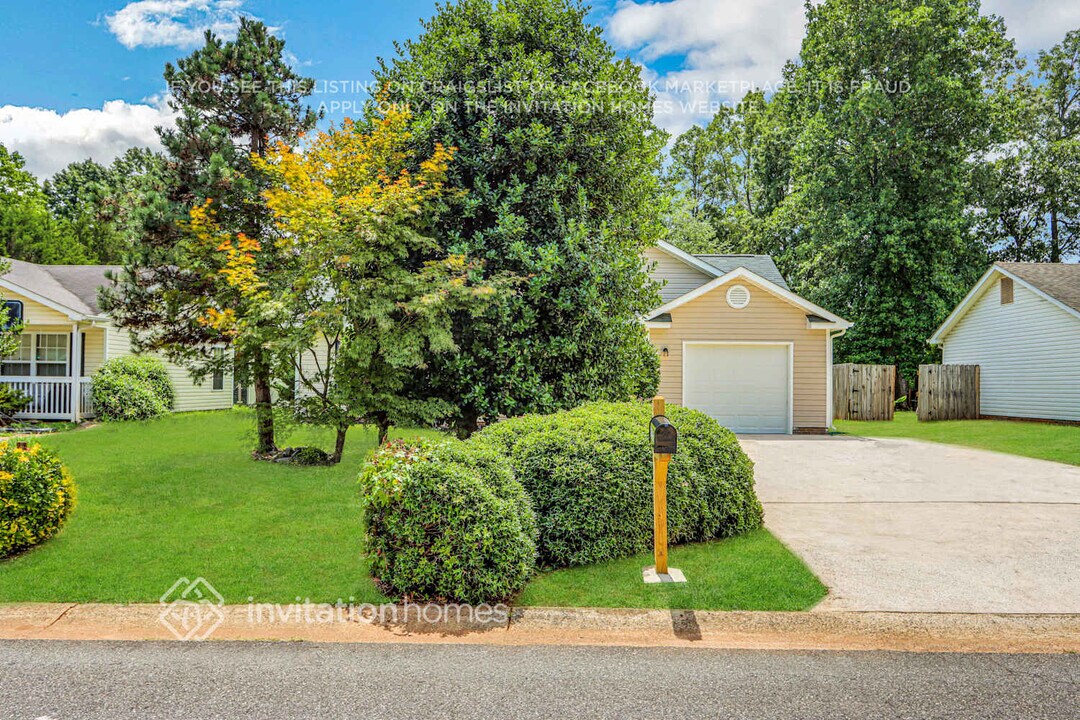 6207 Cottageville Ln in Charlotte, NC - Building Photo