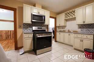 31 Bostonia Ave, Unit 1 in Brighton, MA - Building Photo