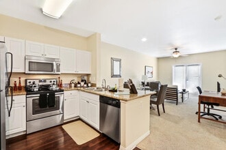9095 Sydney Ct in San Diego, CA - Building Photo - Building Photo