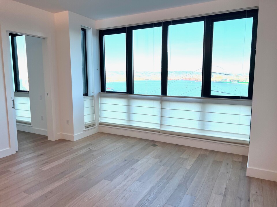 1 Bristol Ct, Unit 318 in San Francisco, CA - Building Photo