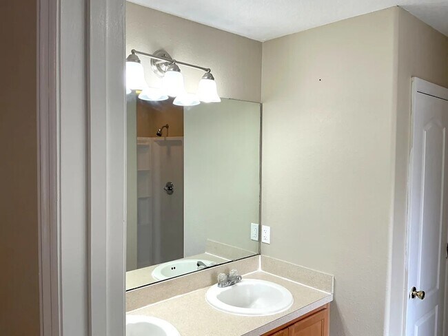 1821 NW 109th Ave in Plantation, FL - Building Photo - Building Photo