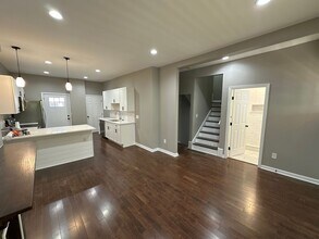 64 W Blake Ave in Columbus, OH - Building Photo - Building Photo
