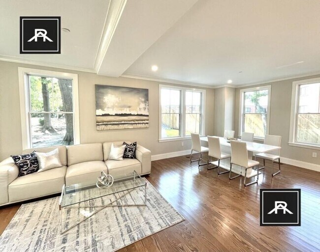 22 Selkirk Rd in Boston, MA - Building Photo - Building Photo